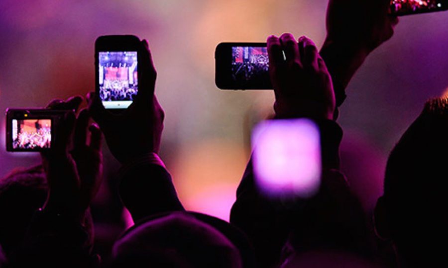 Advertisers are circumventing publishers audiences via Facebook and influencers.